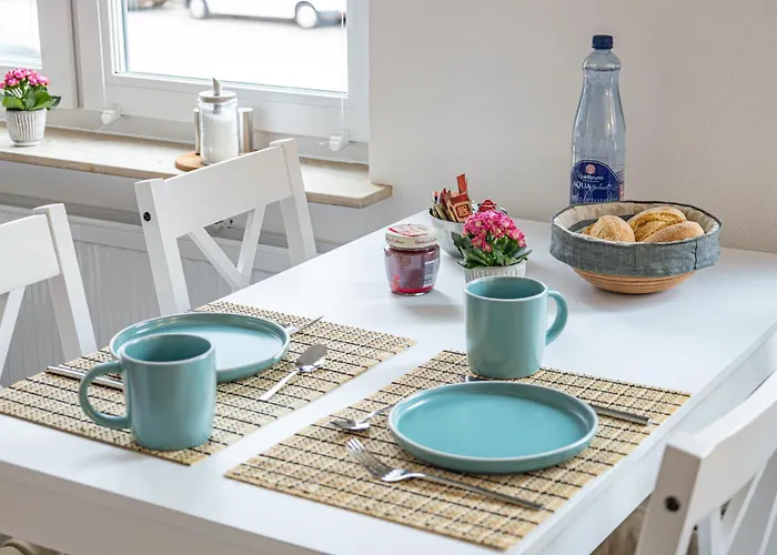Privates - 40qm Stilvoll Und Modern Eingerichtet, Nur Wenige Minuten Bis Zum Zentrum Appartement