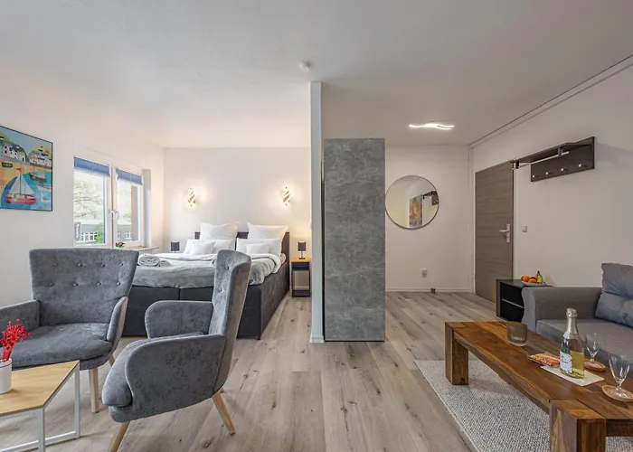 Privates - 40qm Stilvoll Und Modern Eingerichtet, Nur Wenige Minuten Bis Zum Zentrum Appartement