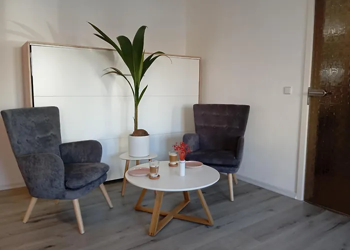 Privates - 40qm Stilvoll Und Modern Eingerichtet, Nur Wenige Minuten Bis Zum Zentrum Appartement